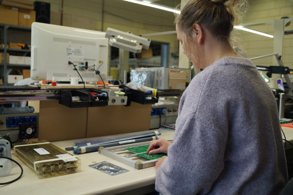 SBR elektronica print assemblage